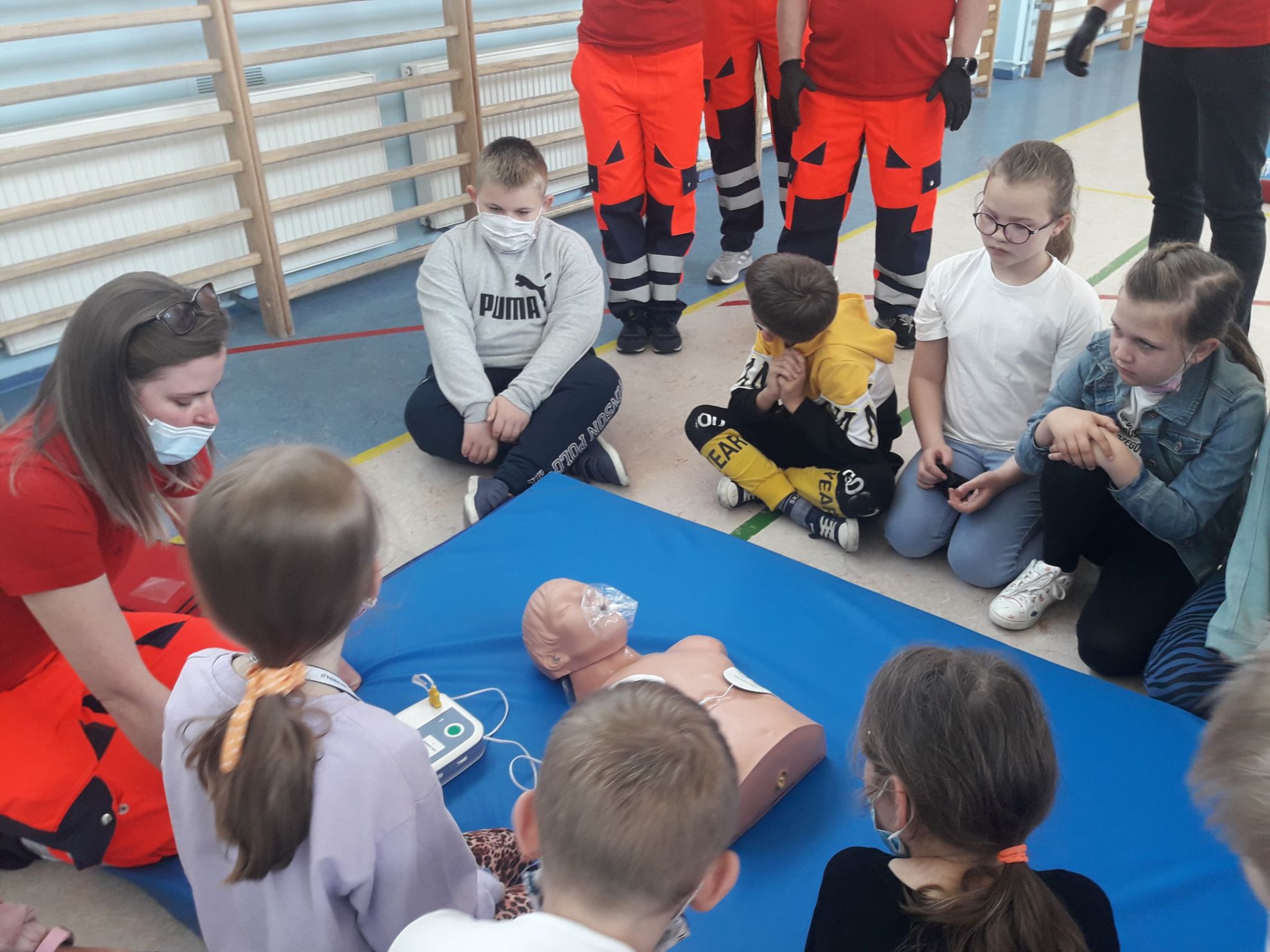 Szkoła Podstawowa Nr 4 W Suwałkach STUDENCI PWSZ W NASZEJ SZKOLE - Szkoła Podstawowa nr 4 im. ks